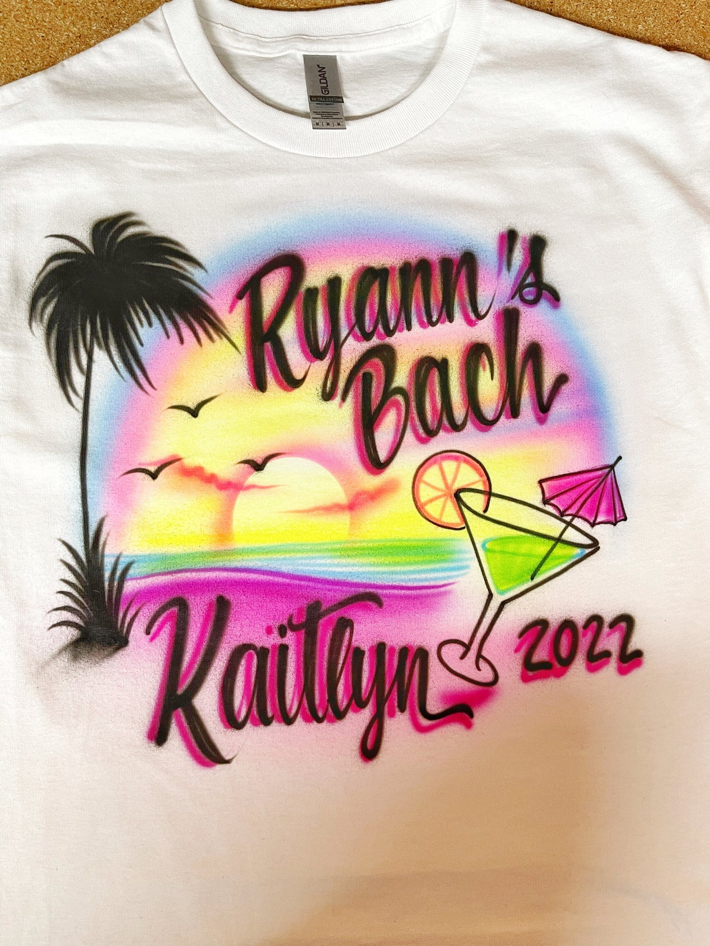 Airbrush T-shirt - Bach - Bachelorette - Beach - Martini