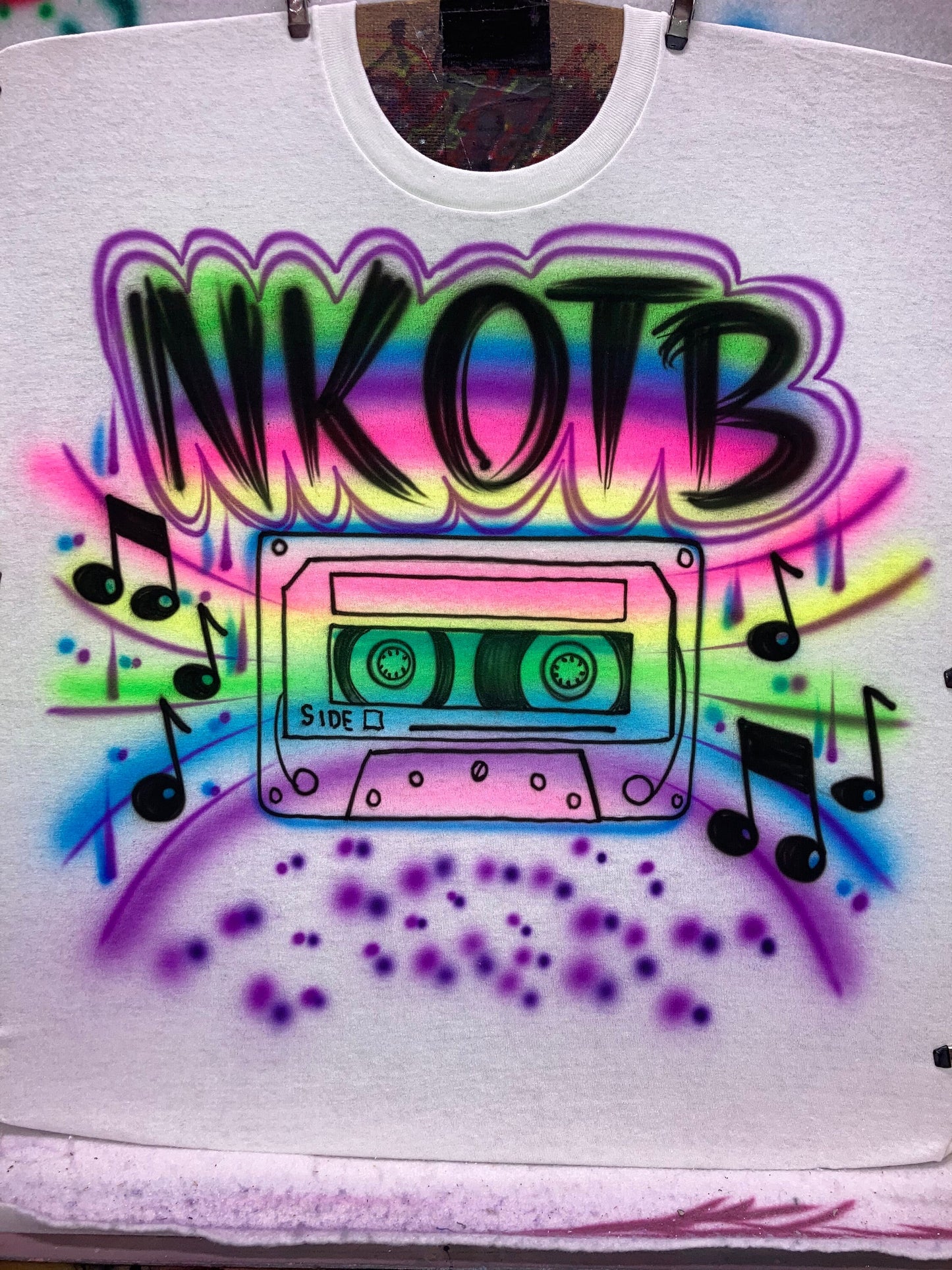 Airbrush T-shirt - 80's - 90's - Cassette - Hip Hop - Music - Graffiti