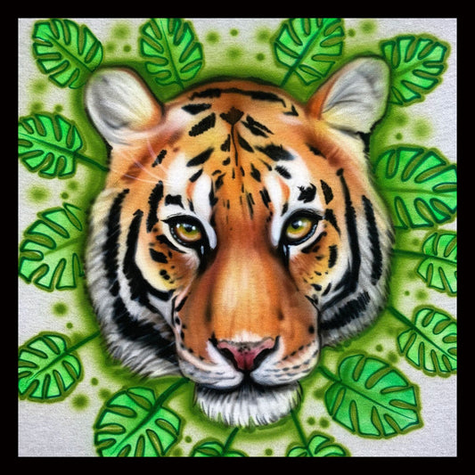 Airbrush T-Shirt - Tiger with Leaves Portrait