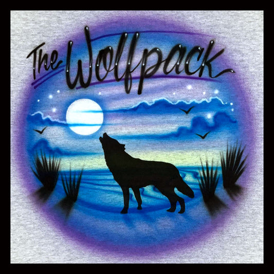 Airbrushed T-shirt * Howling Wolf * Moon * Beach