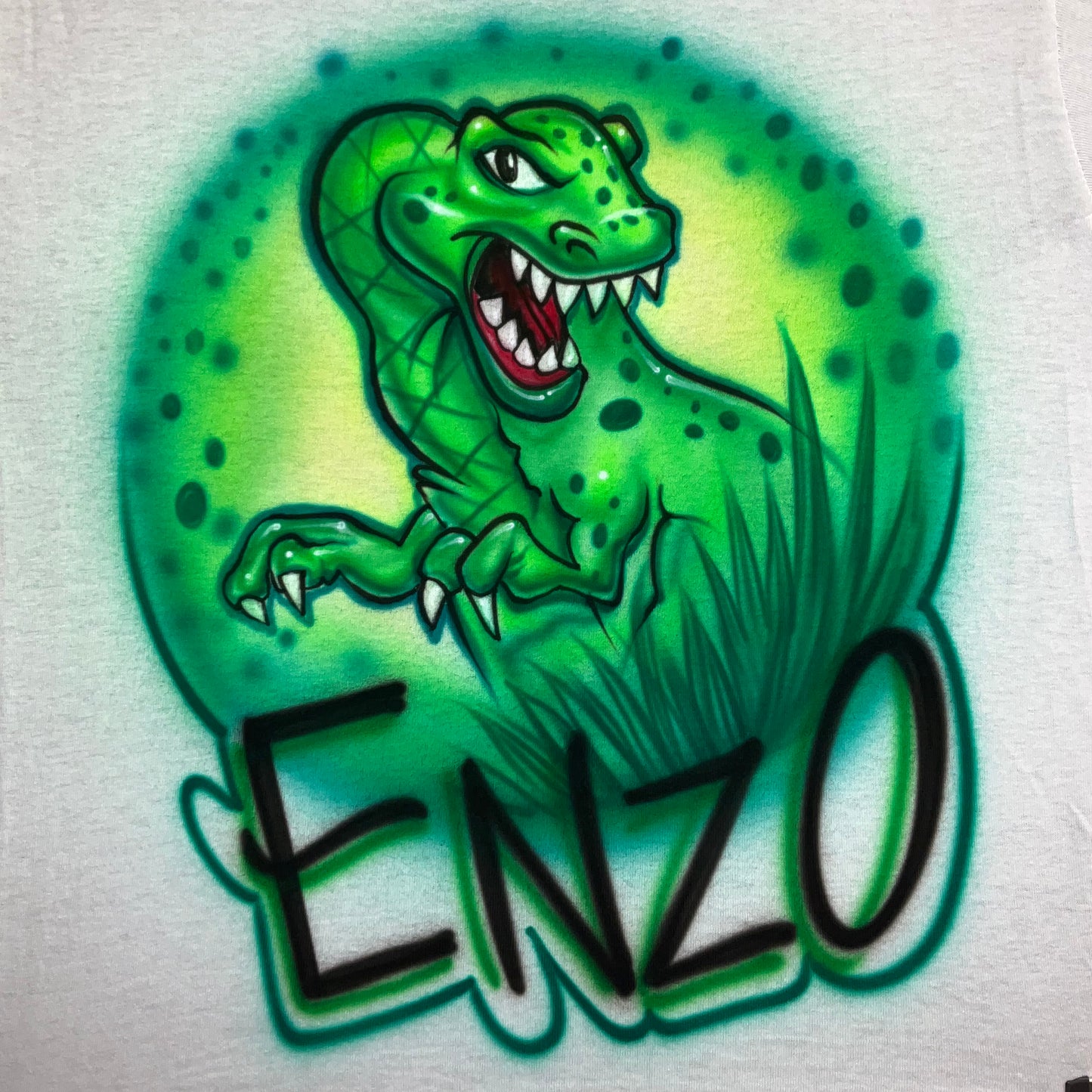 Airbrushed T-shirt * Dino * Your Name/Word