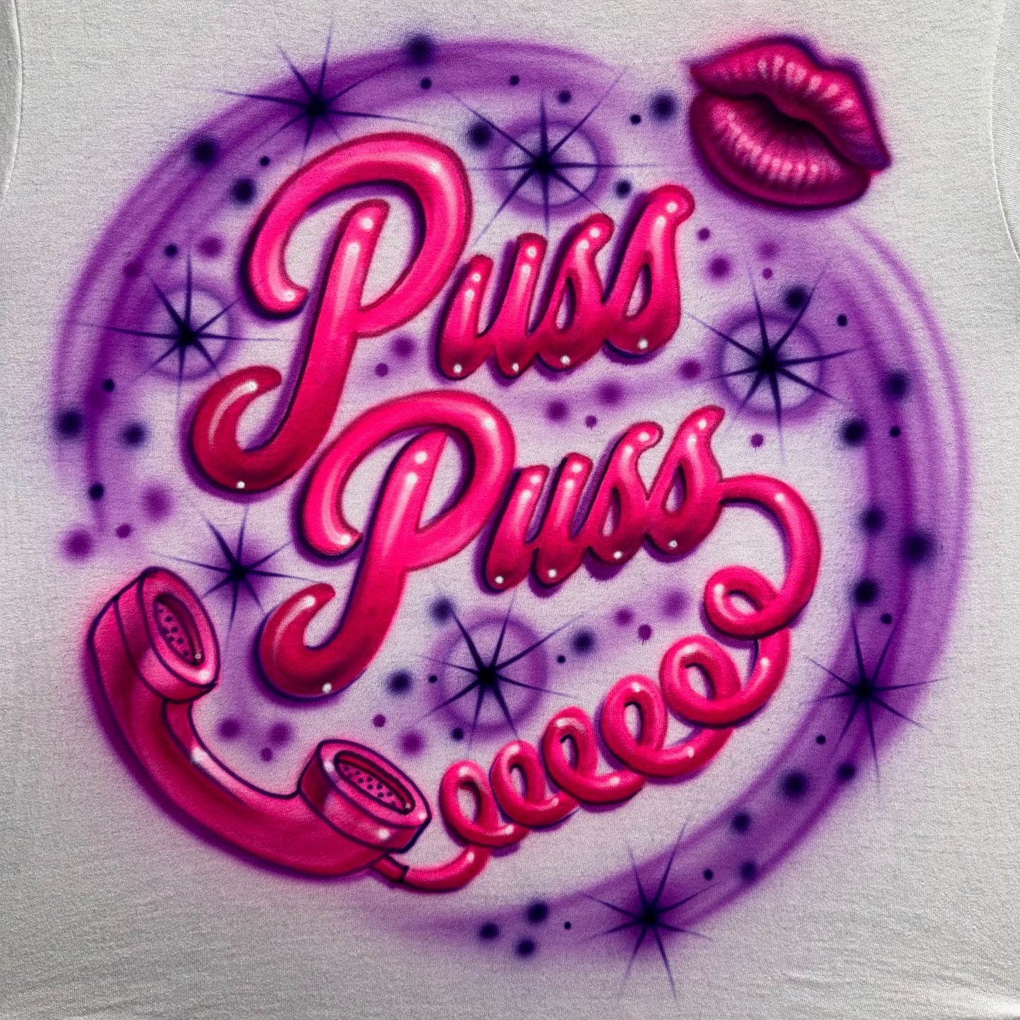 Puss Puss Airbrushed Tee — Phone & Kiss Mark Fan-Inspired Design