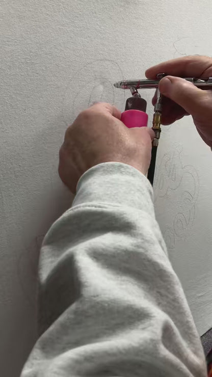 Puss Puss Airbrushed Tee — Phone & Kiss Mark Fan-Inspired Design